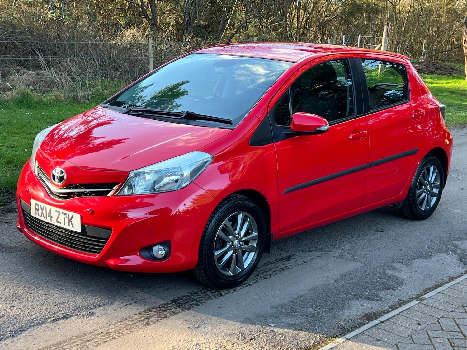 Used Toyota Yaris 2014 for sale - 77892318: Photo 51