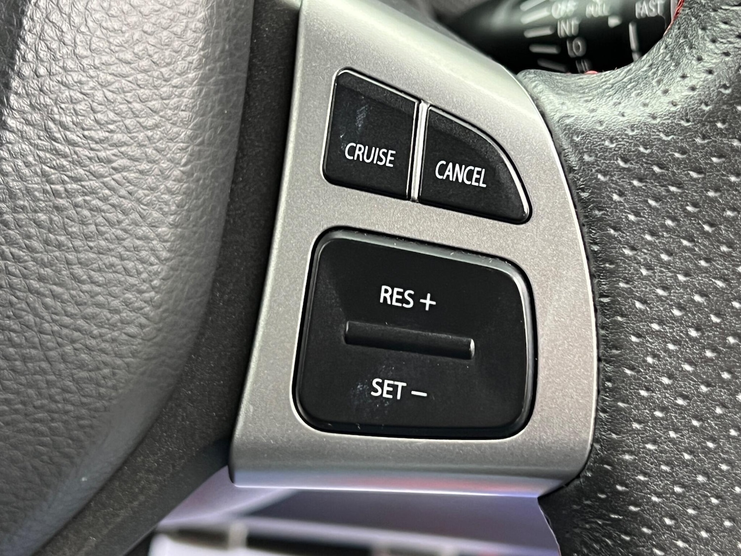 Used Suzuki Swift 2012 for sale - 77330791: Photo 27