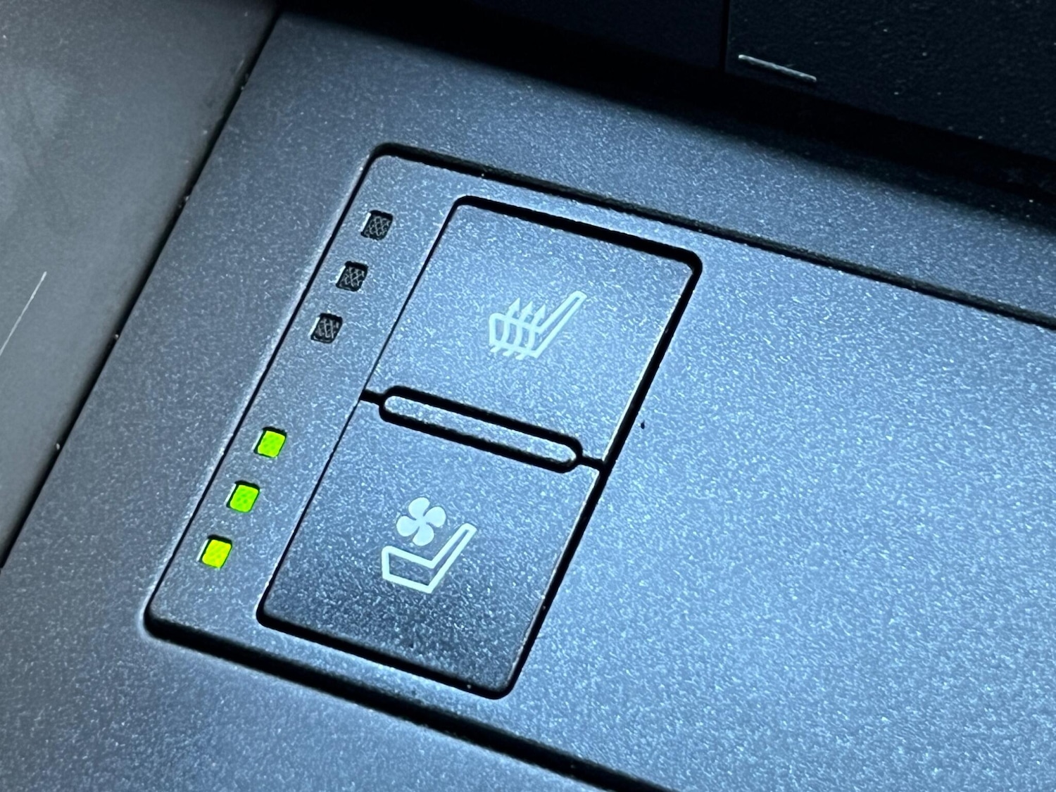 Used Lexus IS 2015 for sale - 78058625: Photo 27