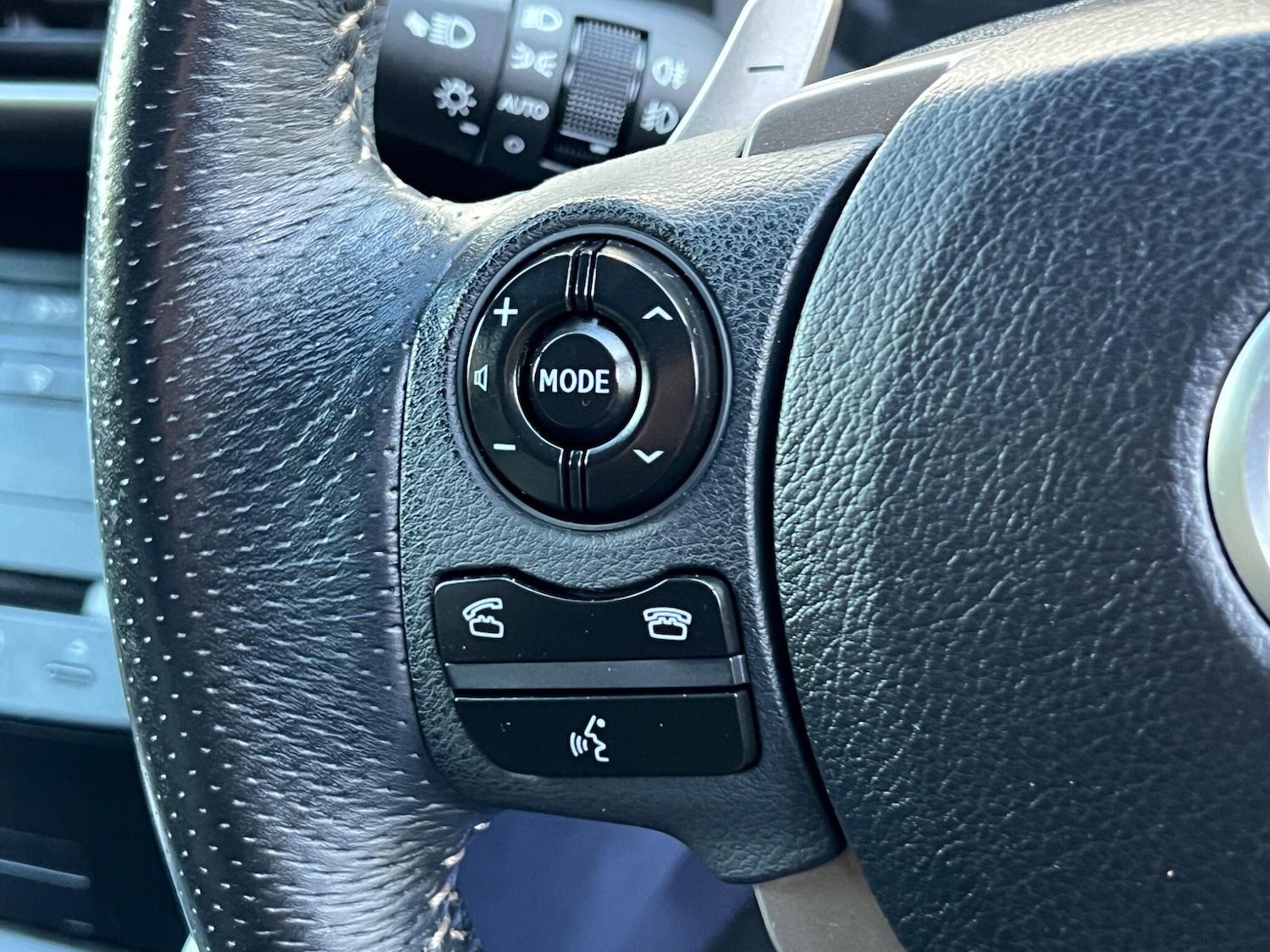 Used Lexus IS 2015 for sale - 78058625: Photo 35