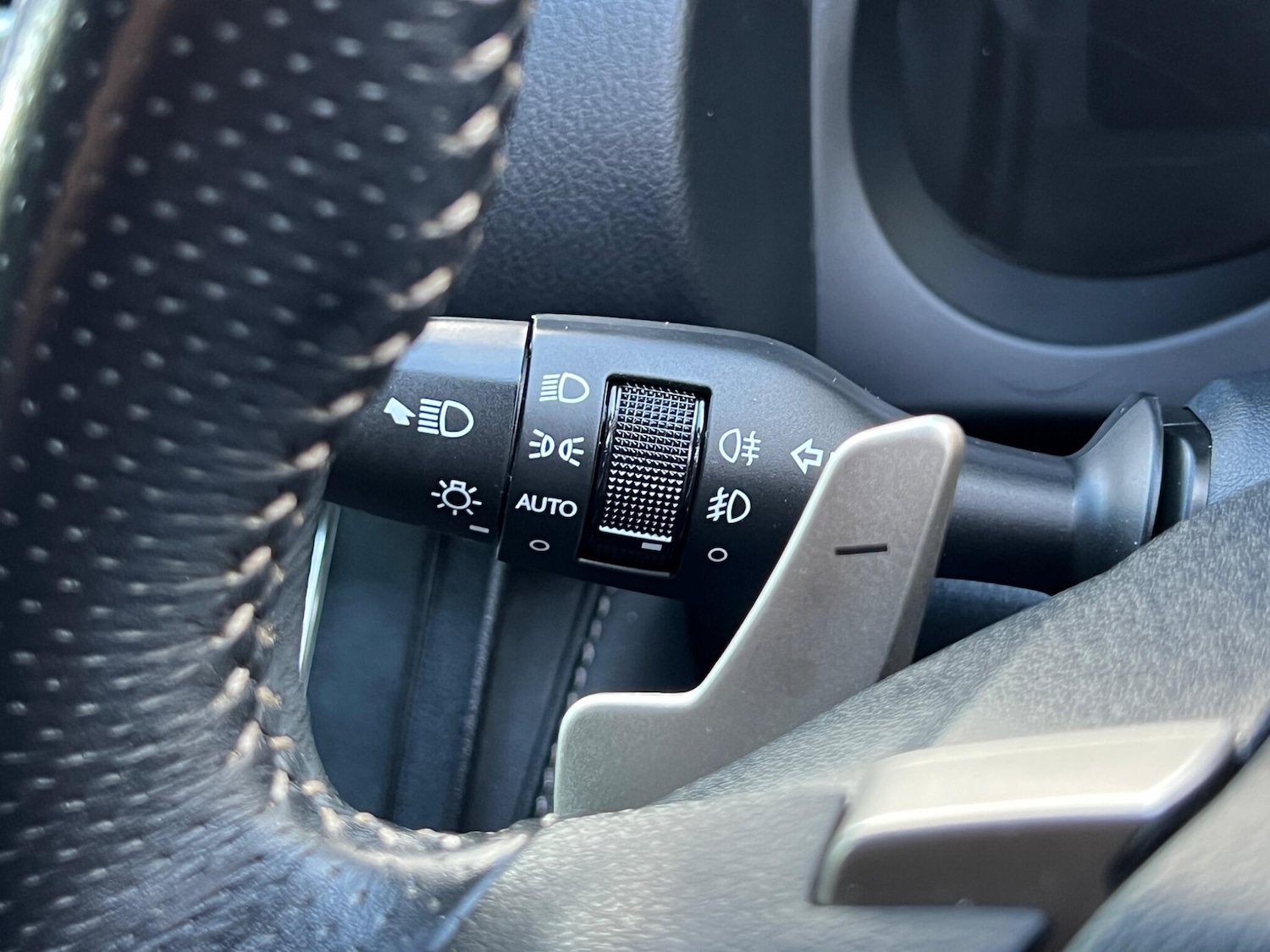 Used Lexus IS 2015 for sale - 78058625: Photo 36