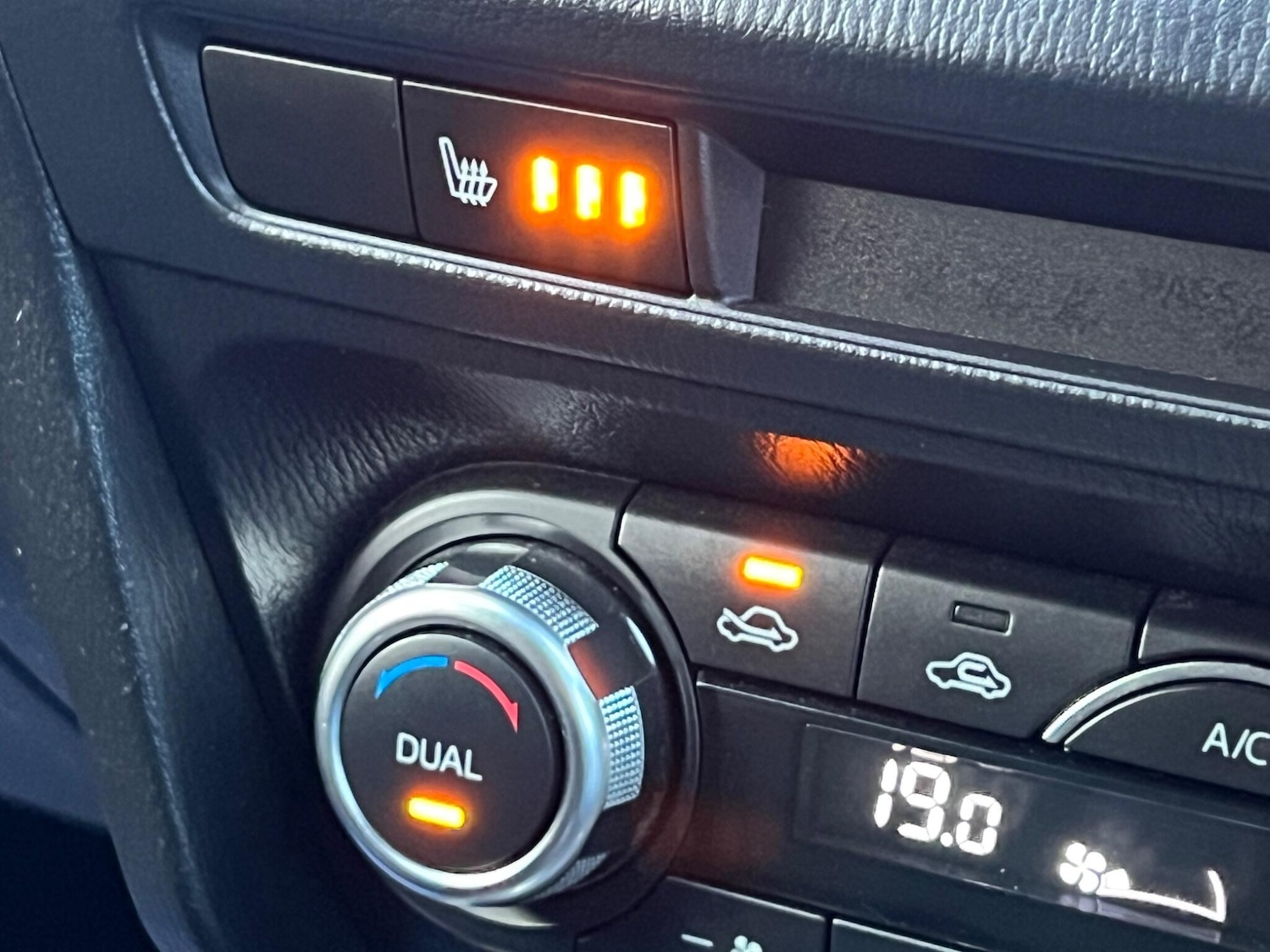 Used Mazda Mazda3 for sale - 77768545: Photo 27