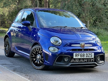Used Abarth 595 2018 for sale - 79076146: Photo
