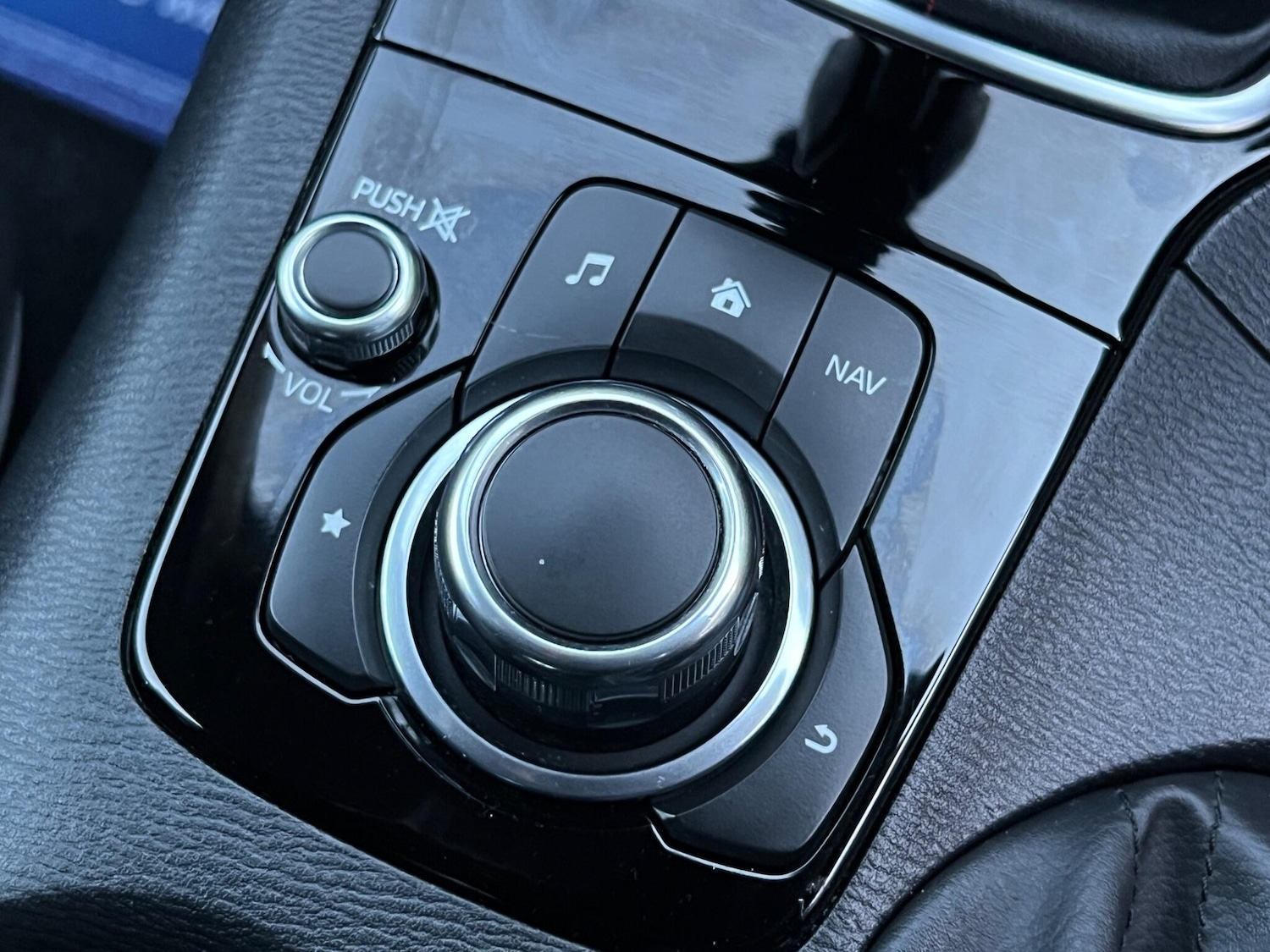 Used Mazda Mazda3 2015 for sale - 76953935: Photo 31