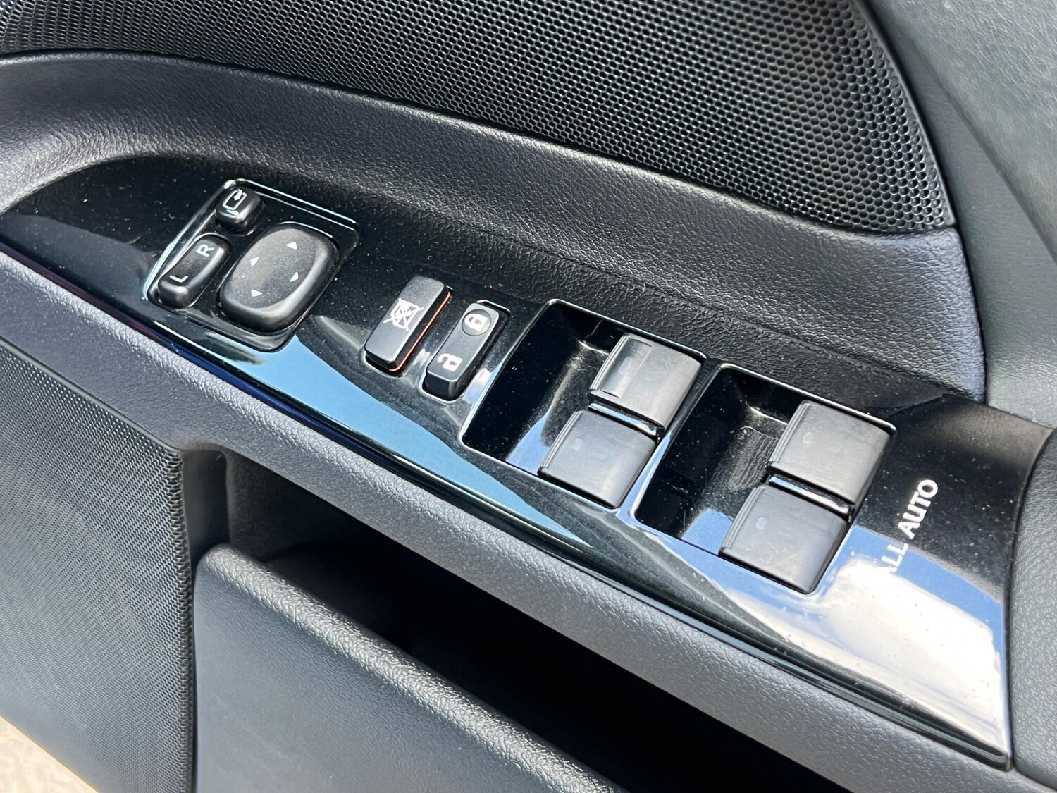 Used Lexus IS for sale - 78214569: Photo 34