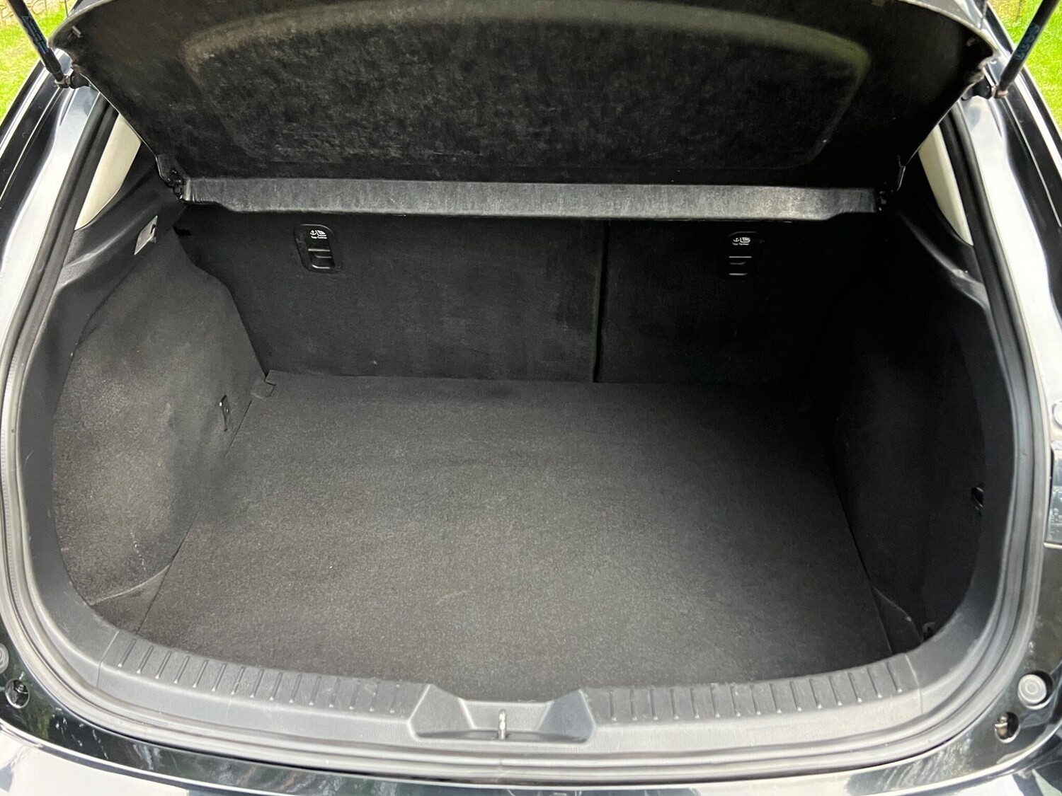 Used Mazda Mazda3 2015 for sale - 77574859: Photo 69