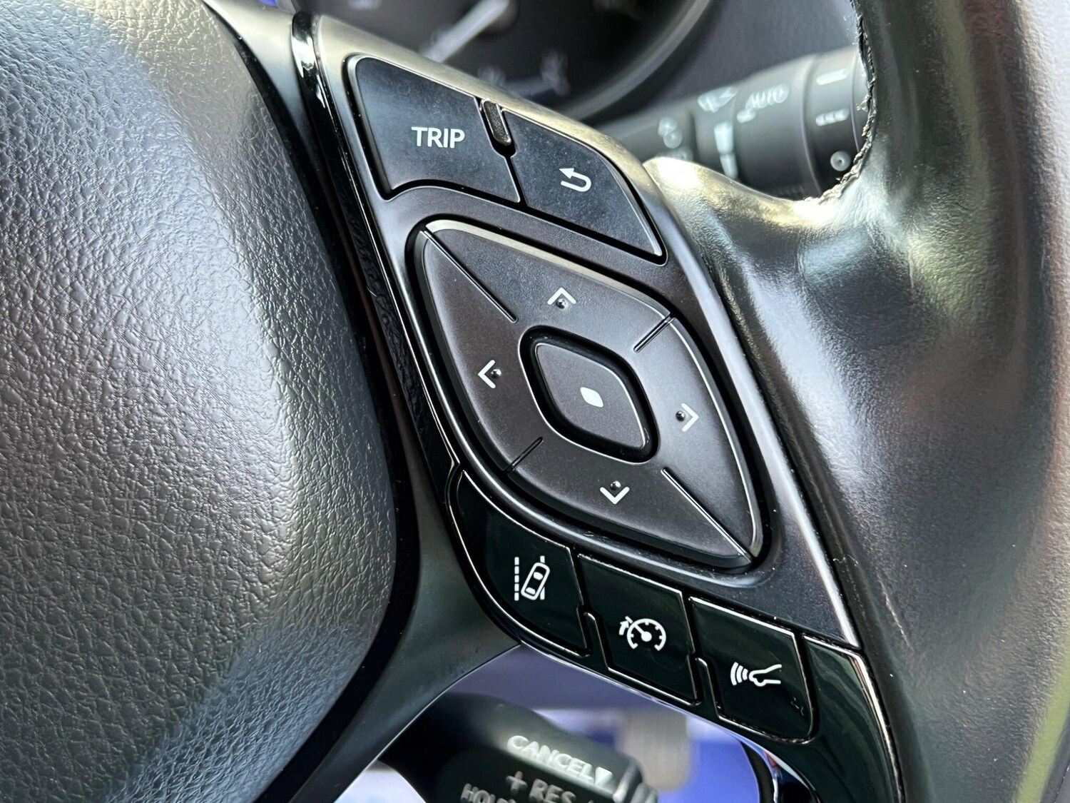 Used Toyota C-HR 2019 for sale - 77427672: Photo 36