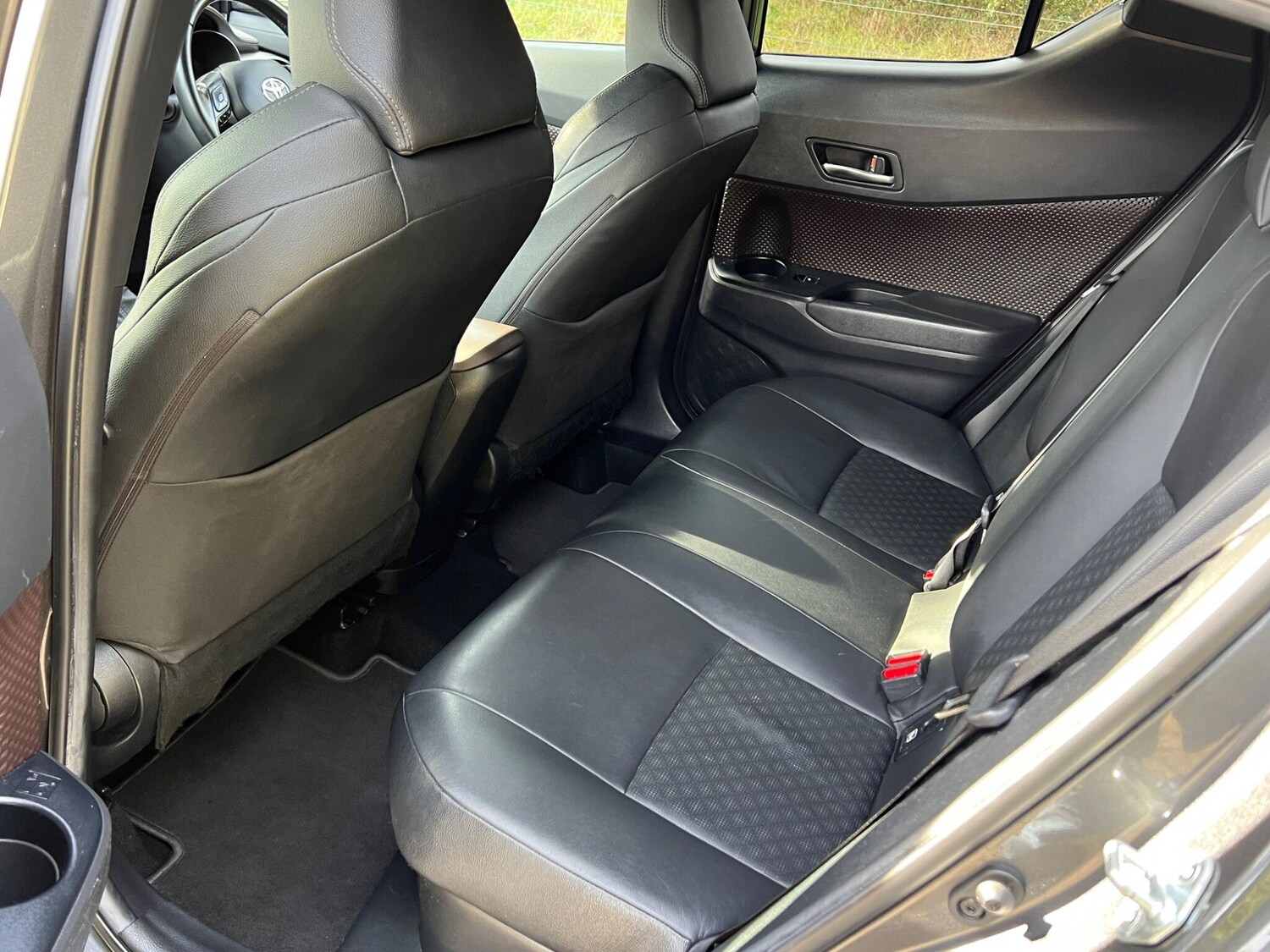 Used Toyota C-HR 2019 for sale - 77427672: Photo 50