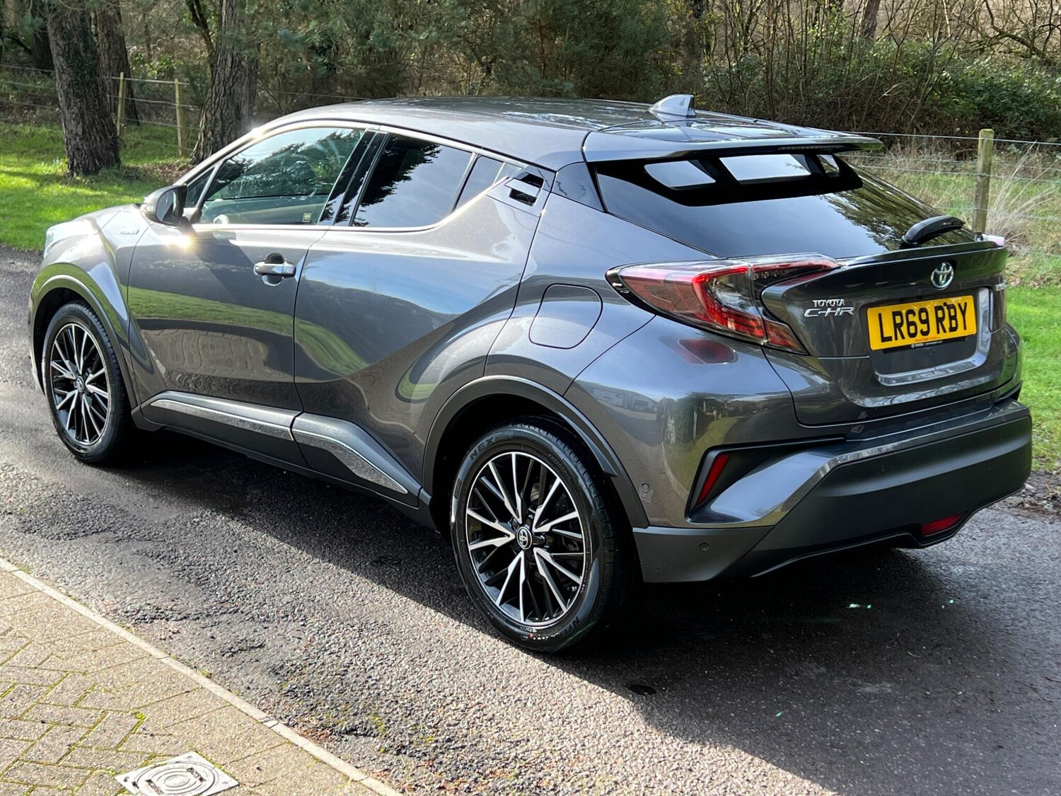 Used Toyota C-HR 2019 for sale - 77427672: Photo 60