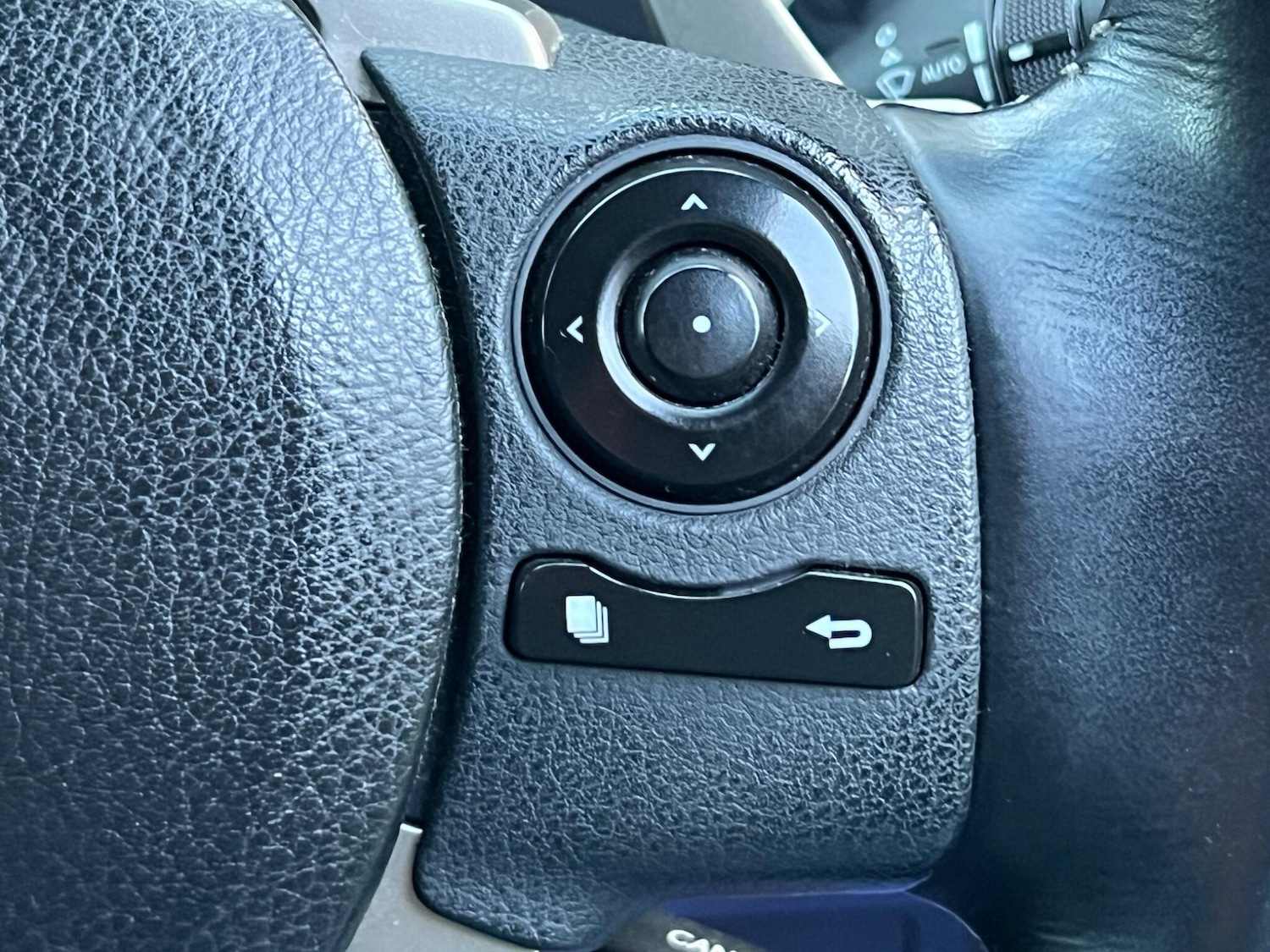 Used Lexus IS 2014 for sale - 77439921: Photo 36