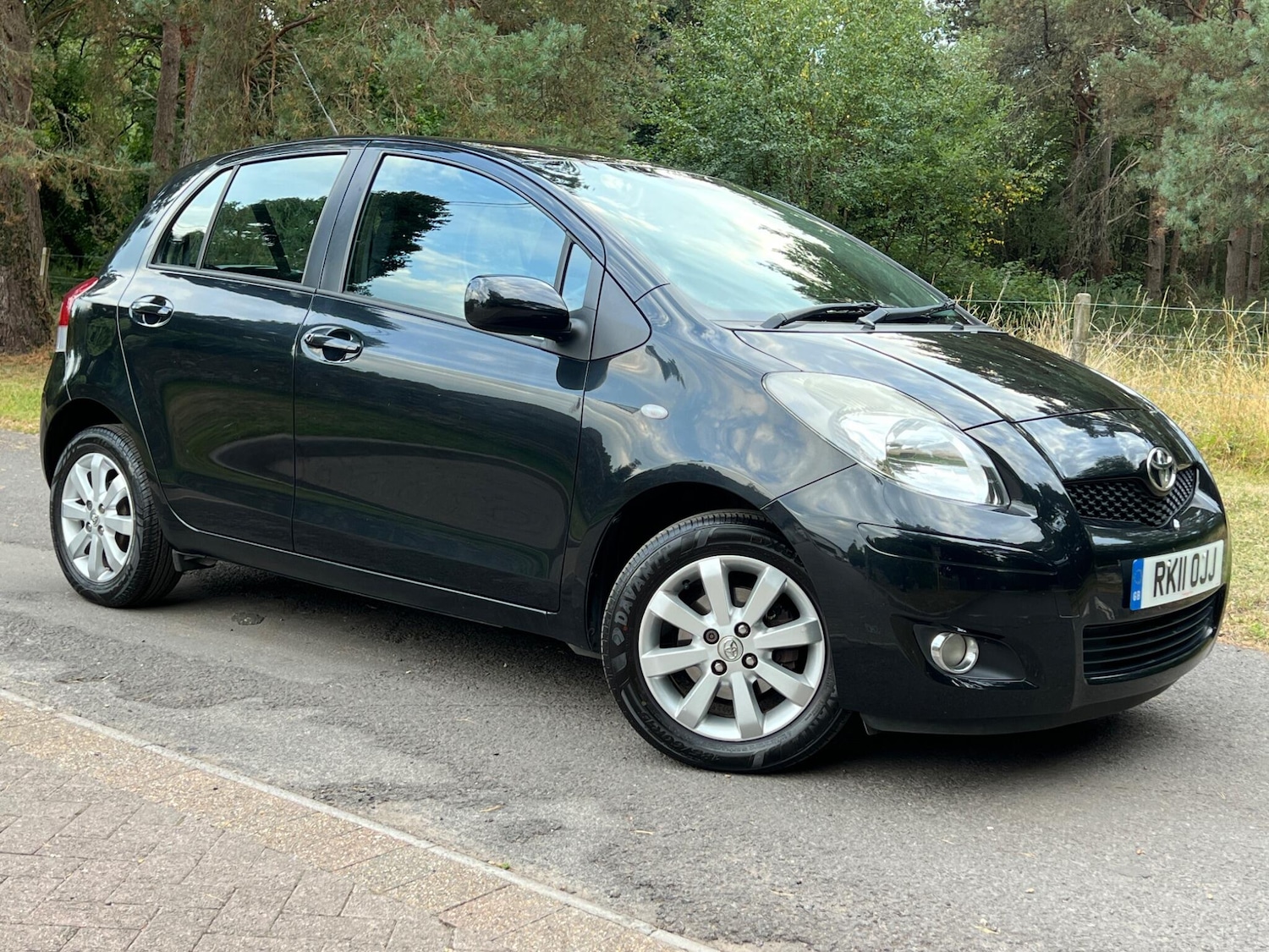 Used Toyota Yaris 2011 for sale - 76953948: Photo 16