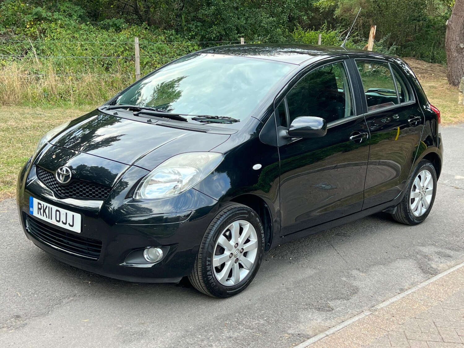 Used Toyota Yaris 2011 for sale - 76953948: Photo 44