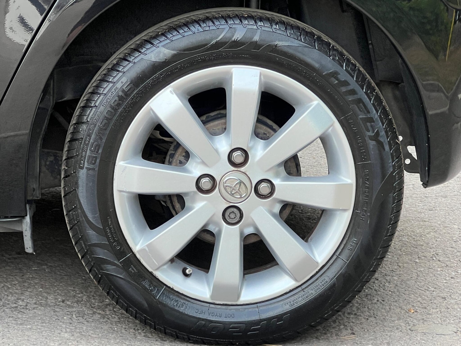 Used Toyota Yaris 2011 for sale - 76953948: Photo 8