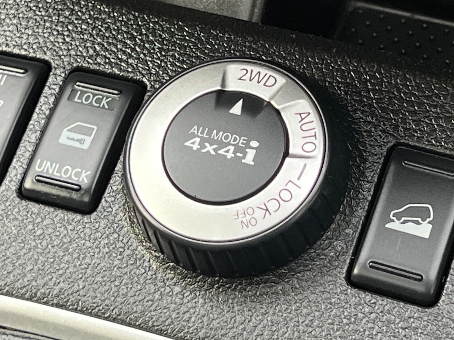 Used Nissan X-Trail 2013 for sale - 77067180: Photo 28