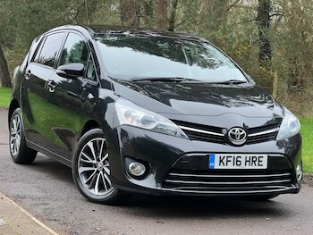 Used Toyota Verso 2016 for sale - 77839092: Photo