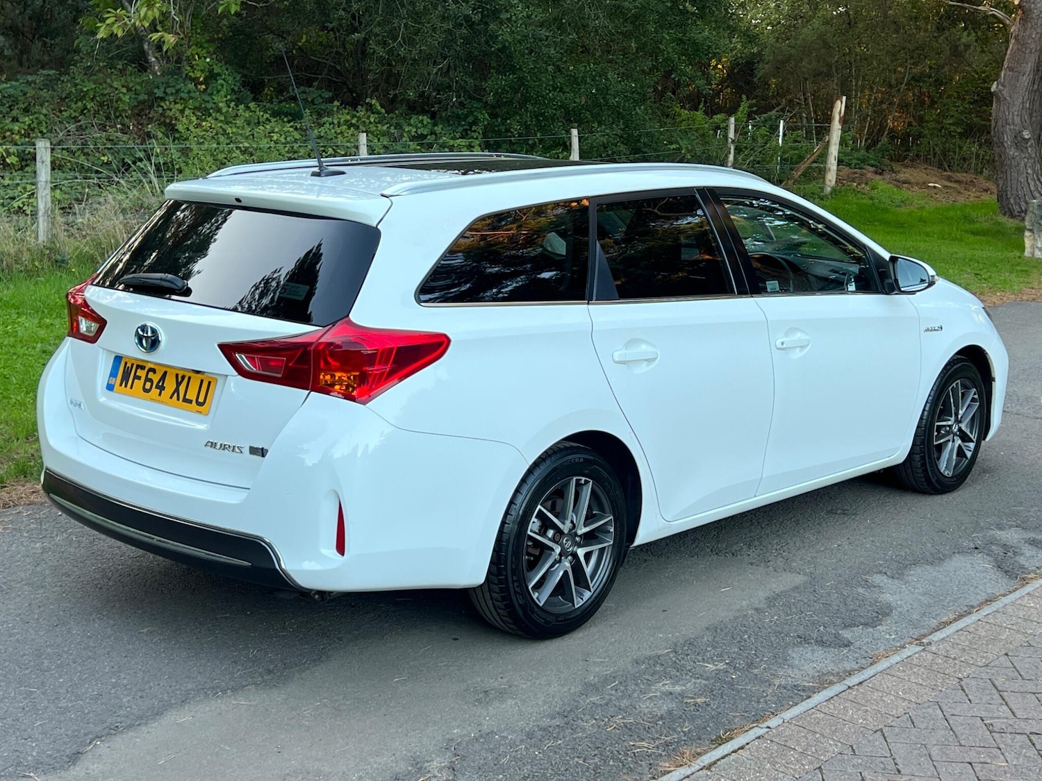 Used Toyota Auris 2014 for sale - 77427684: Photo 5