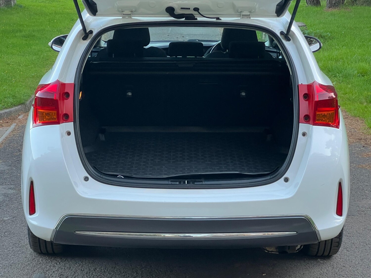 Used Toyota Auris 2014 for sale - 77427684: Photo 55