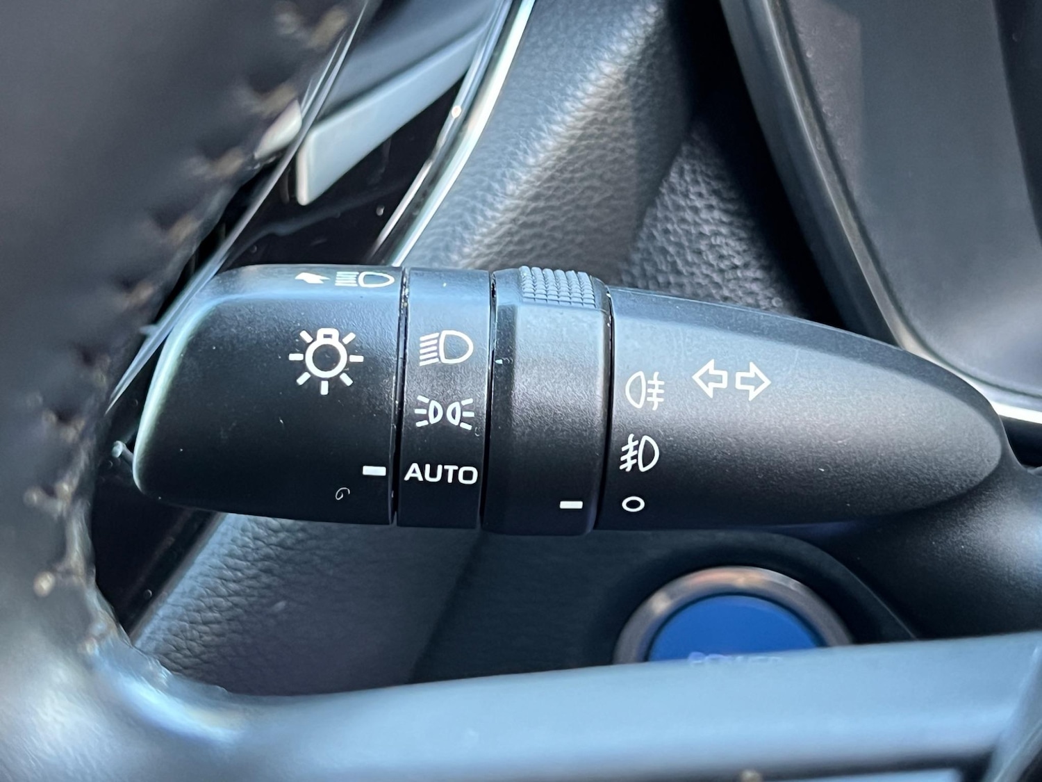 Used Toyota Corolla 2020 for sale - 76953941: Photo 36