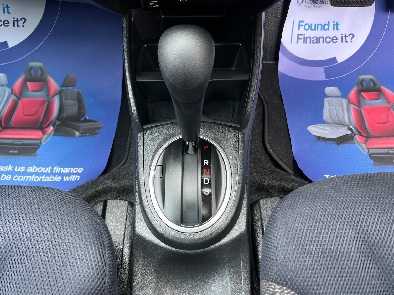 Used Honda Jazz 2014 for sale - 77427660: Photo 18