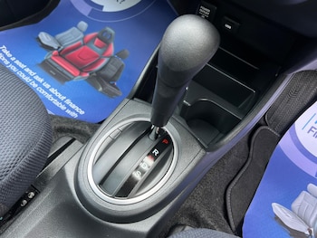 Used Honda Jazz 2014 for sale - 77427660: Photo