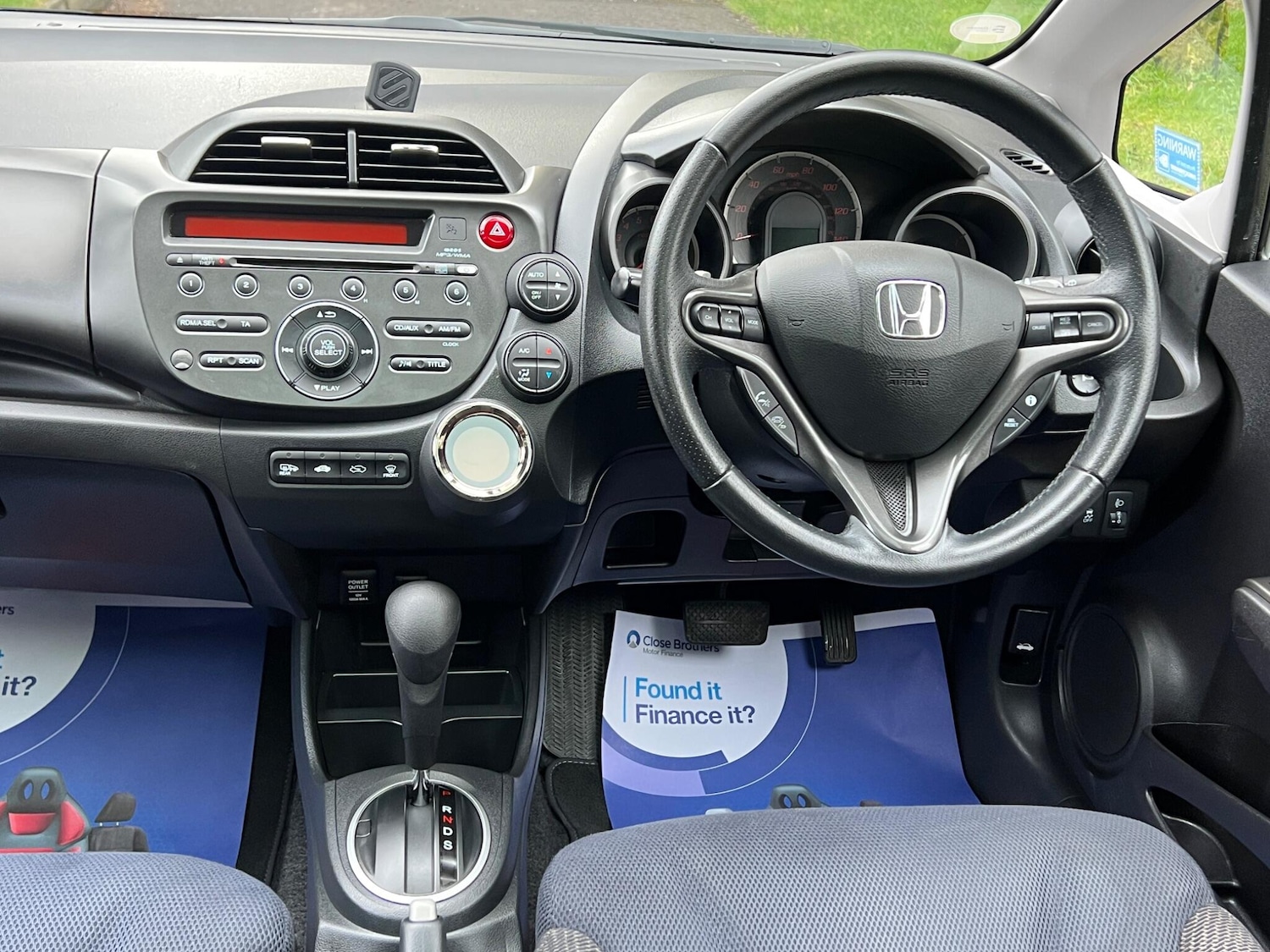 Used Honda Jazz 2014 for sale - 77427660: Photo 30