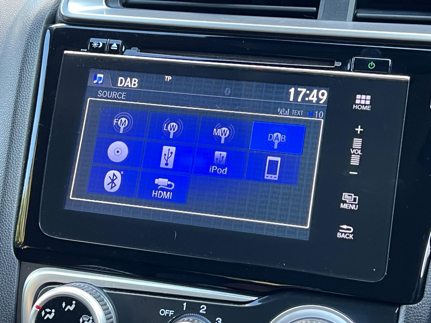 Used Honda Jazz 2016 for sale - 76953944: Photo 16