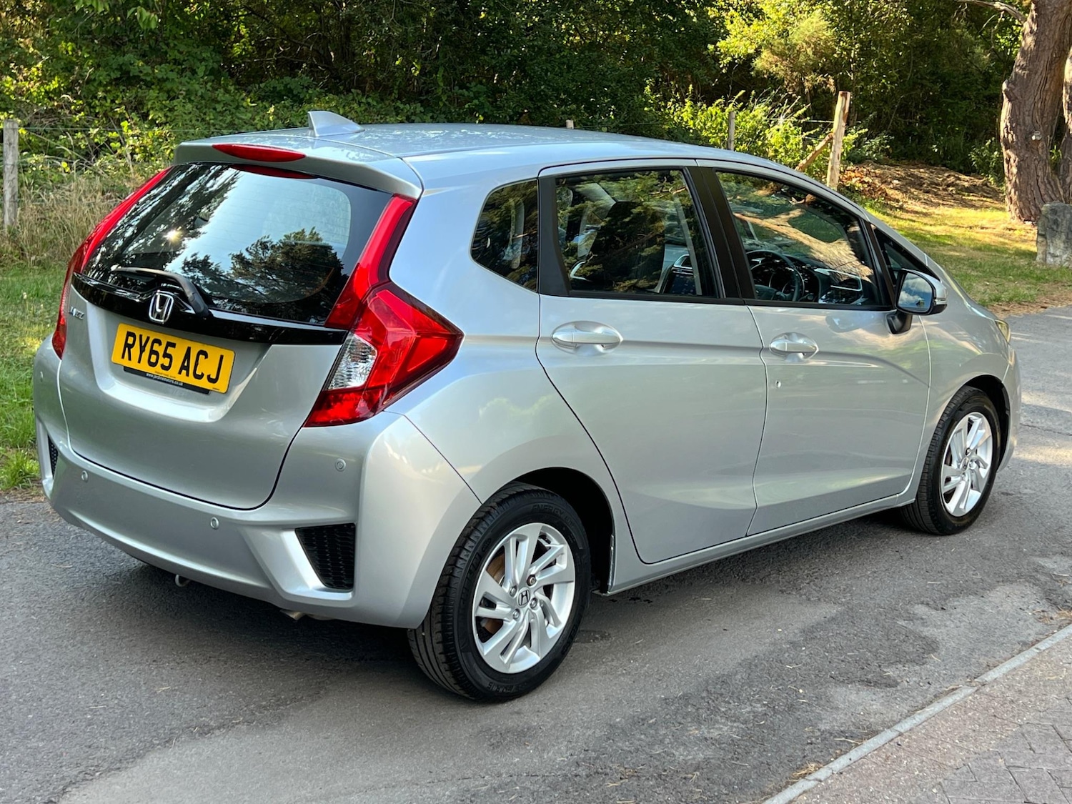 Used Honda Jazz 2016 for sale - 76953944: Photo 27