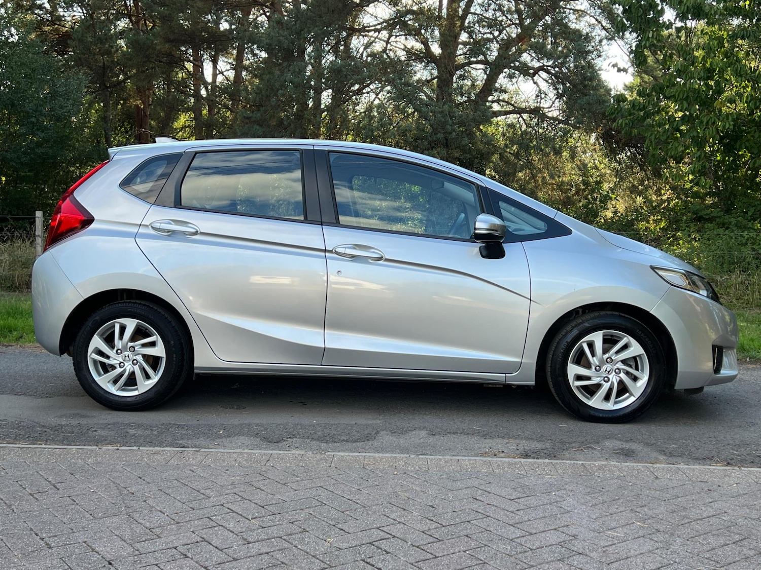 Used Honda Jazz 2016 for sale - 76953944: Photo 6