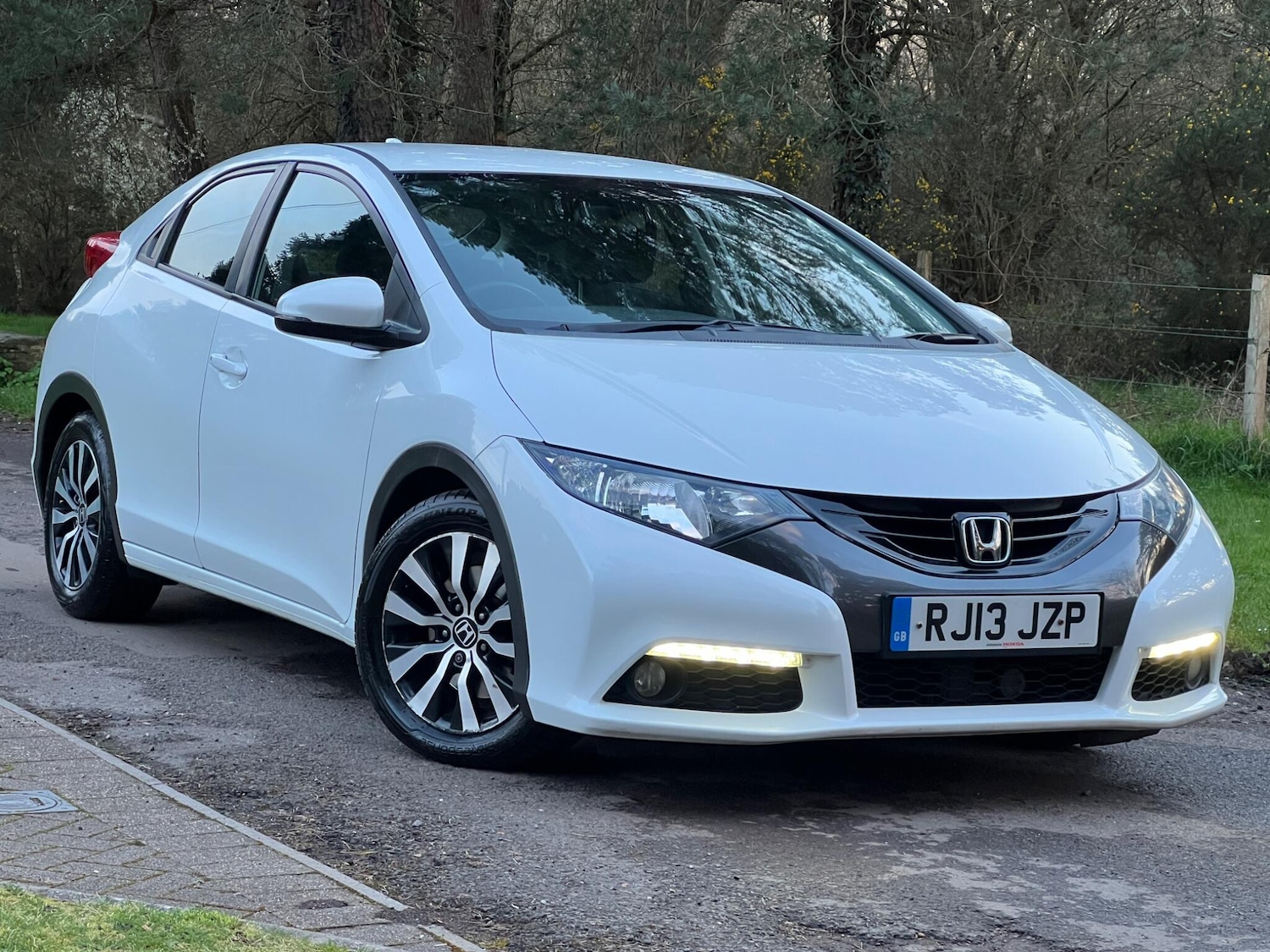 Used Honda Civic 2013 for sale - 77892999: Photo 14