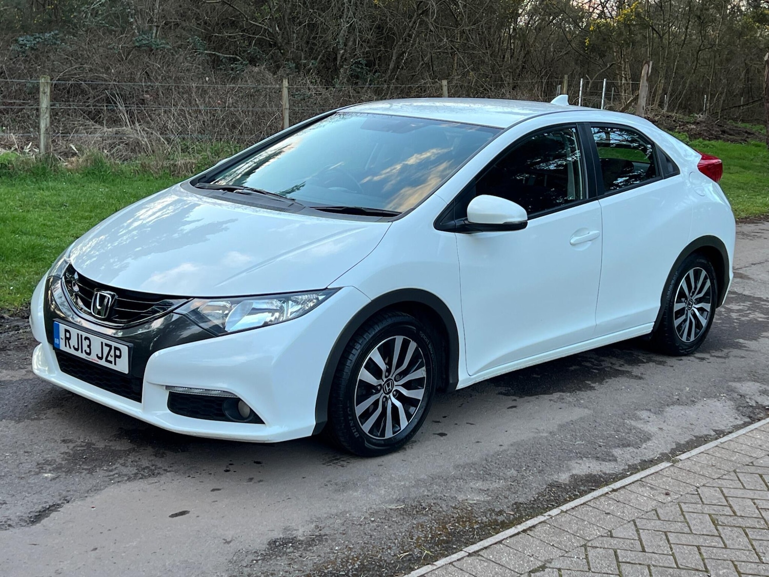 Used Honda Civic 2013 for sale - 77892999: Photo 48