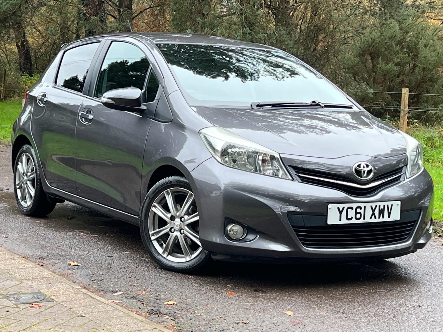 Used Toyota Yaris 2011 for sale - 76953392: Photo 14