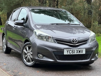 Used Toyota Yaris 2011 for sale - 76953392: Photo