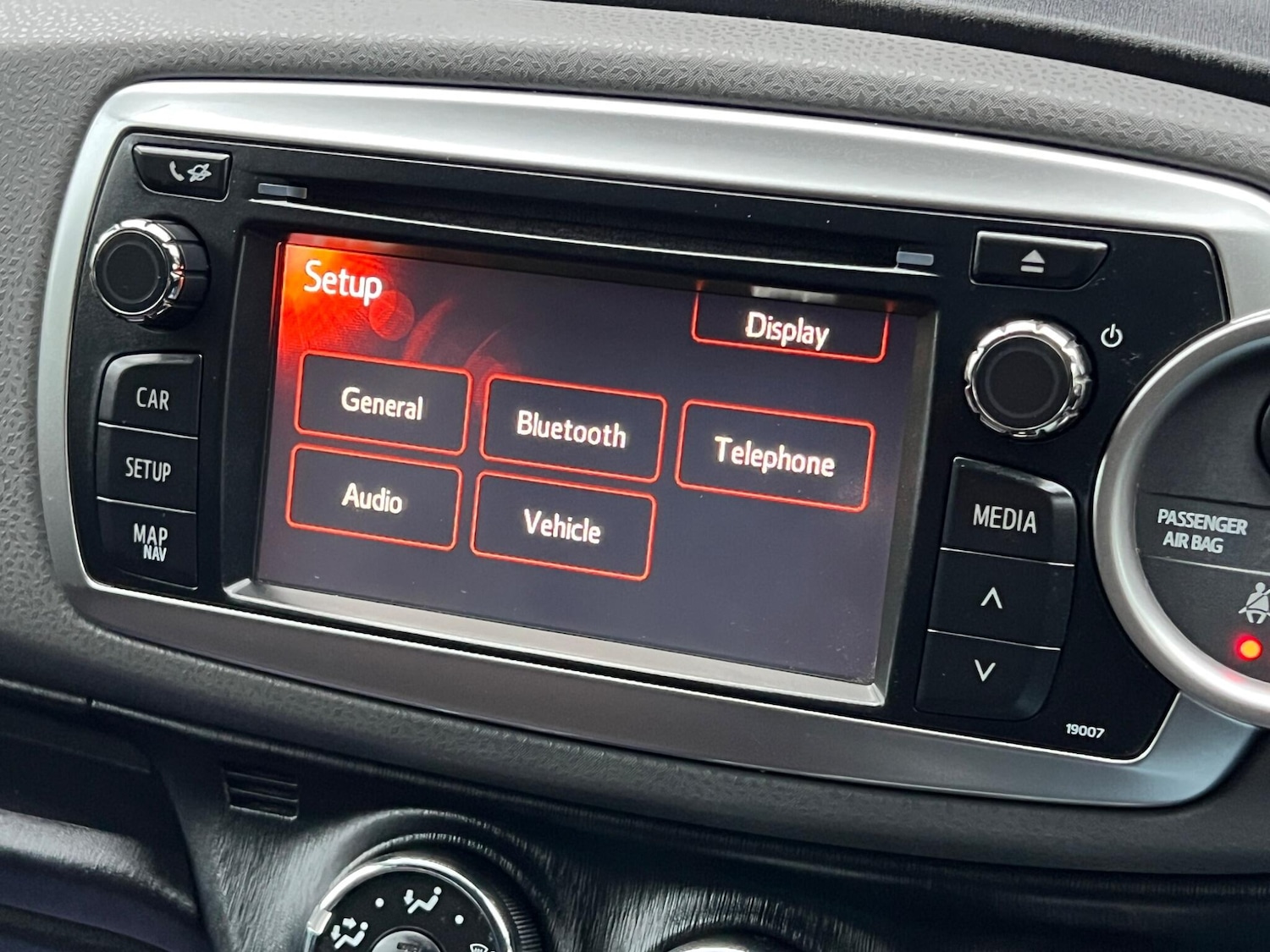 Used Toyota Yaris 2011 for sale - 76953392: Photo 21