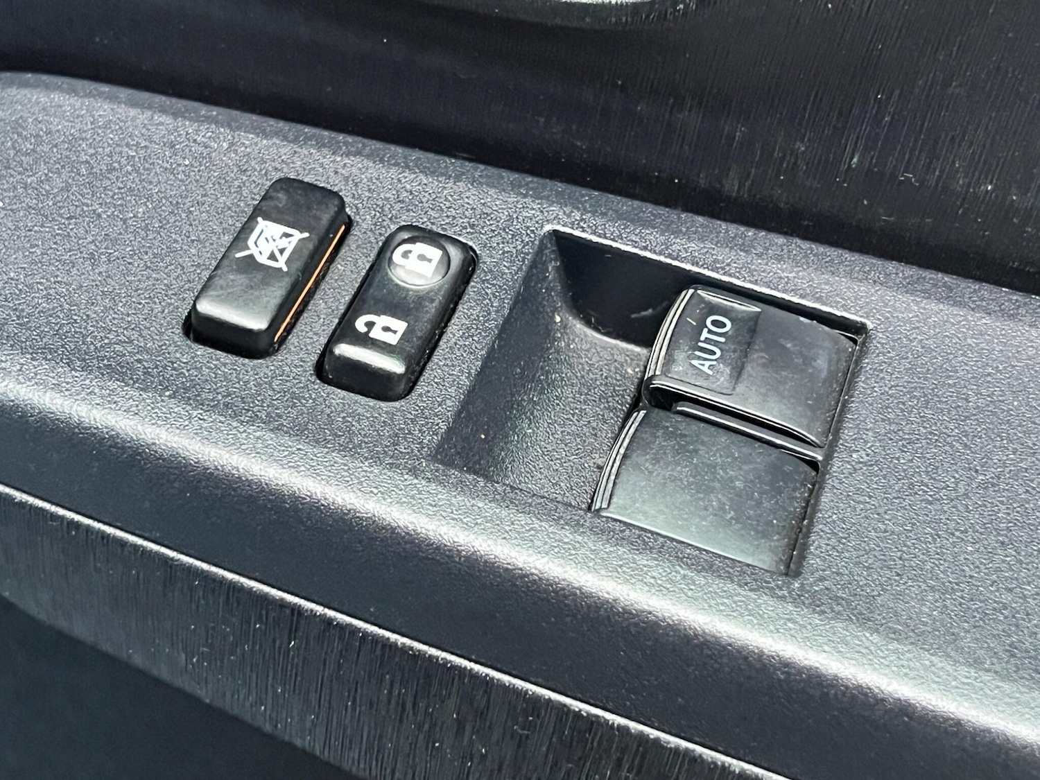 Used Toyota Yaris 2011 for sale - 76953392: Photo 28