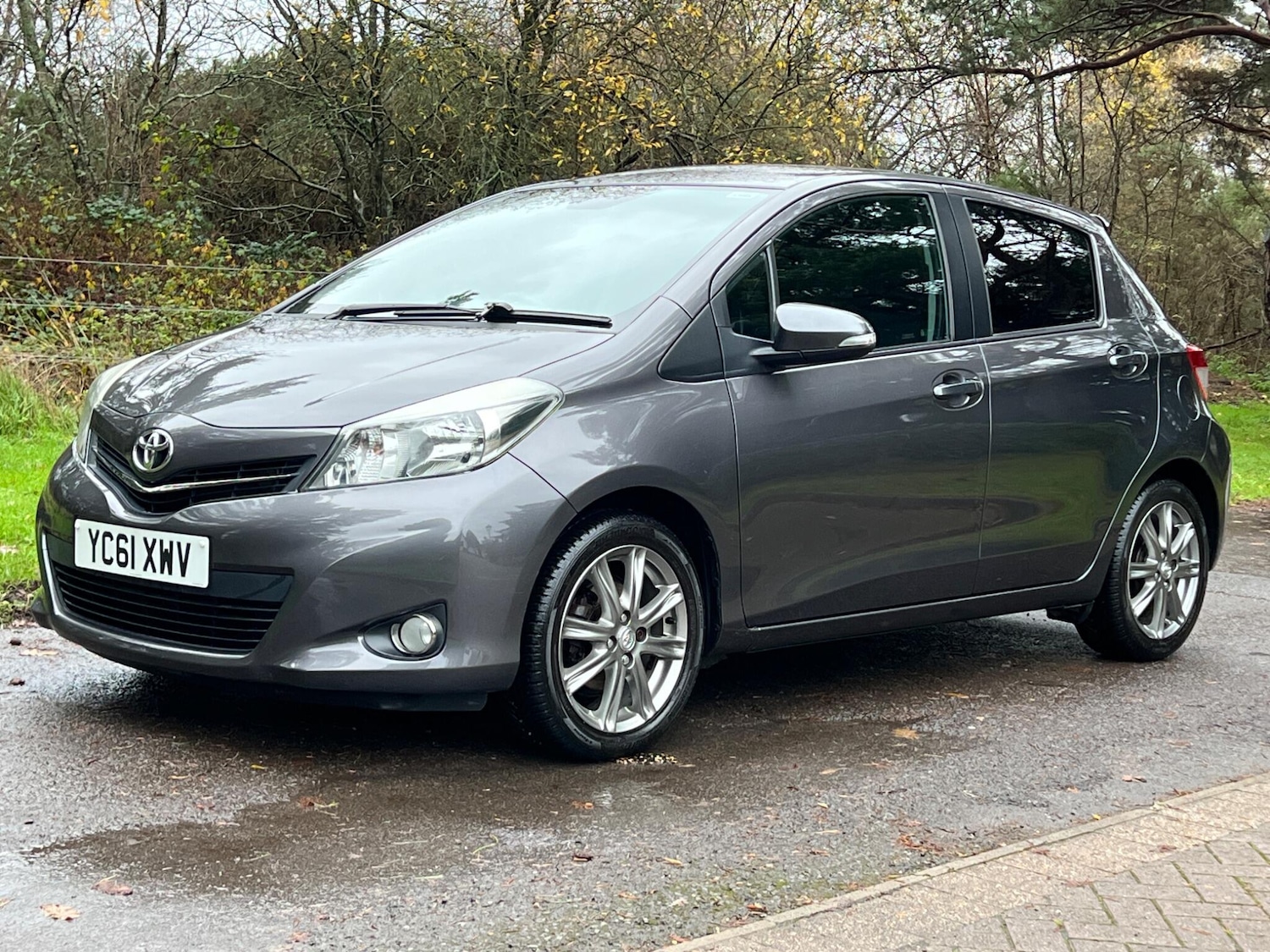 Used Toyota Yaris 2011 for sale - 76953392: Photo 43