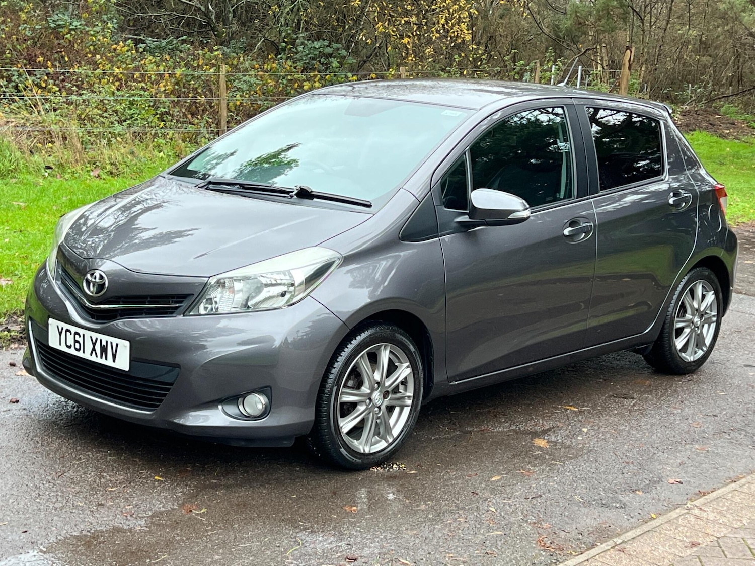 Used Toyota Yaris 2011 for sale - 76953392: Photo 44