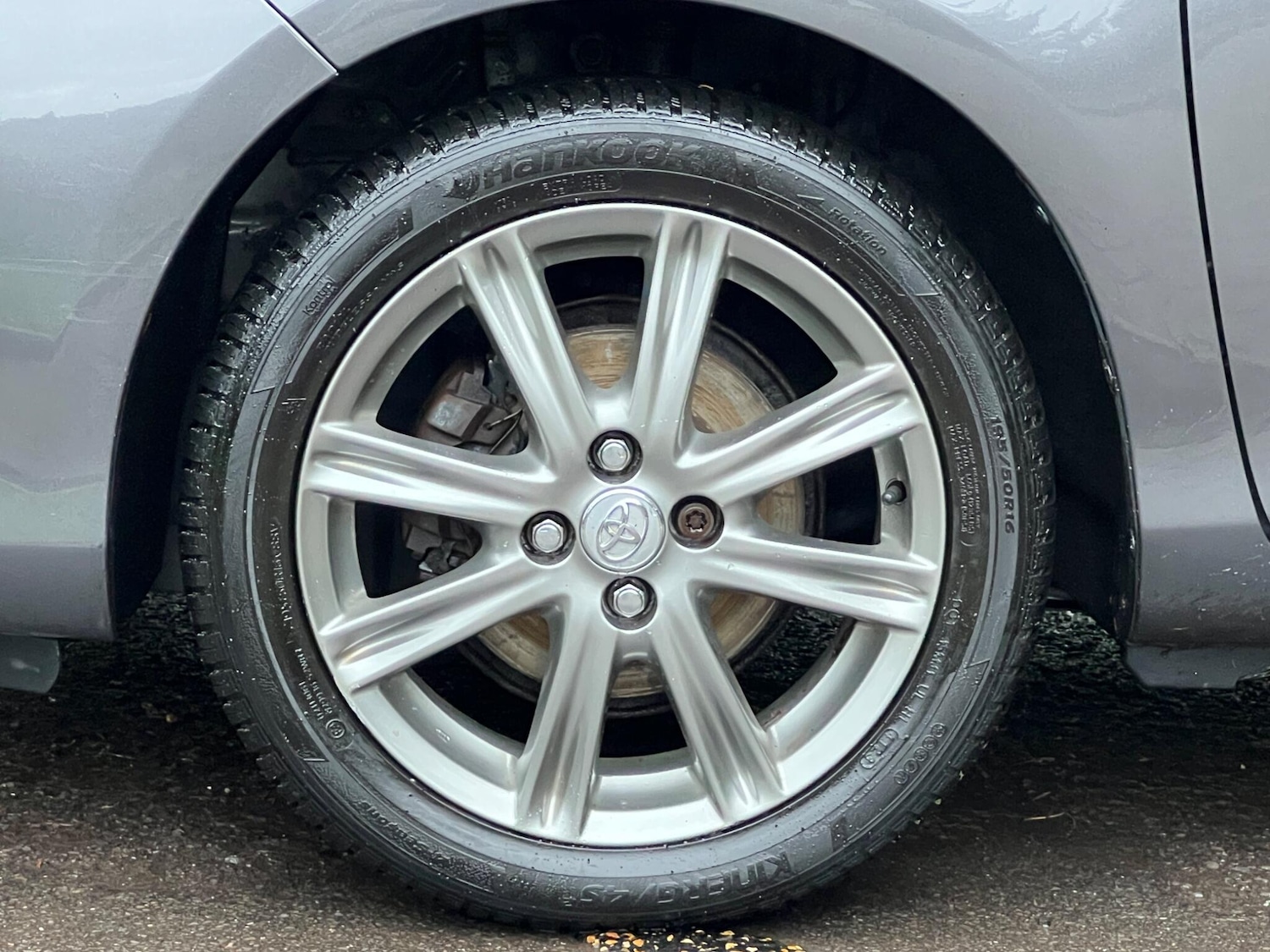 Used Toyota Yaris 2011 for sale - 76953392: Photo 8