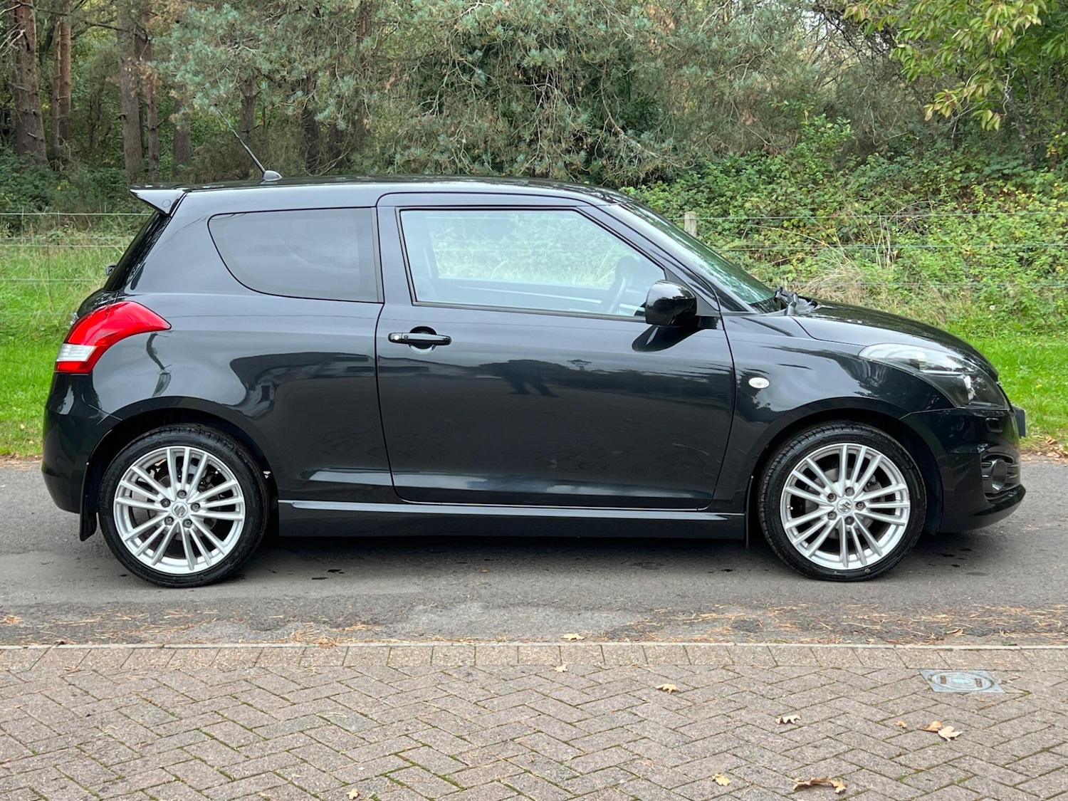 Used Suzuki Swift 2016 for sale - 76953912: Photo 6