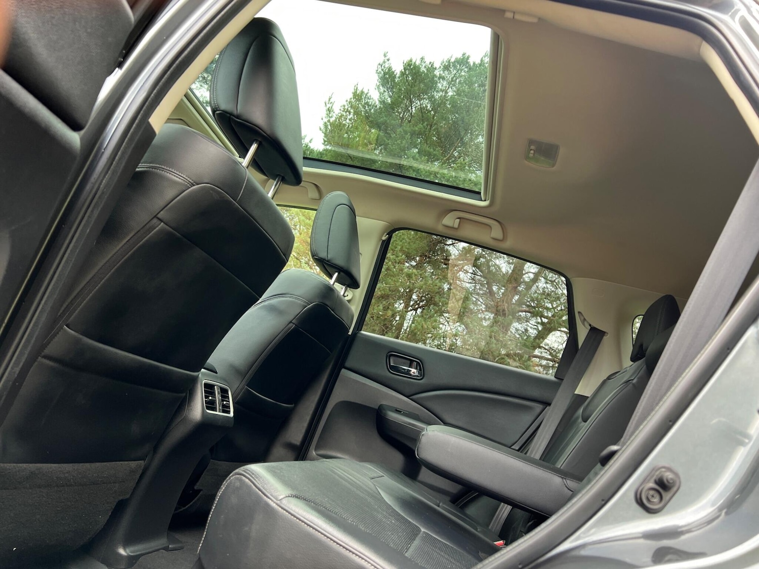 Used Honda CR-V 2015 for sale - 76953592: Photo 51