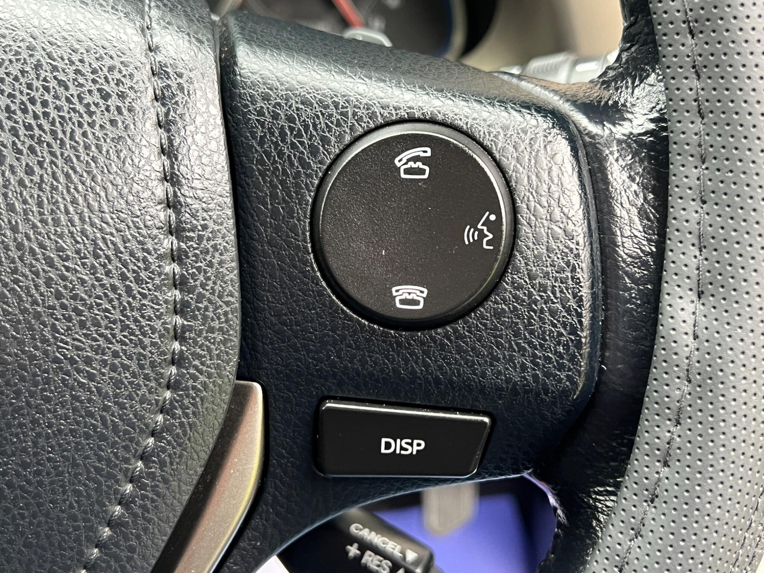 Used Toyota RAV4 2013 for sale - 77633239: Photo 33