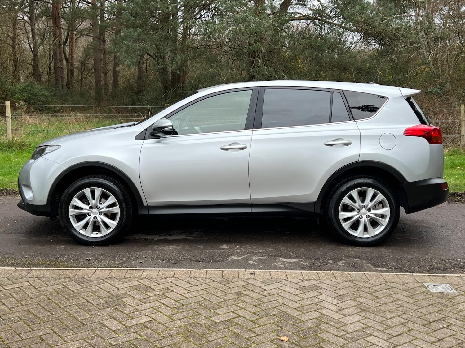 Used Toyota RAV4 2013 for sale - 77633239: Photo 55