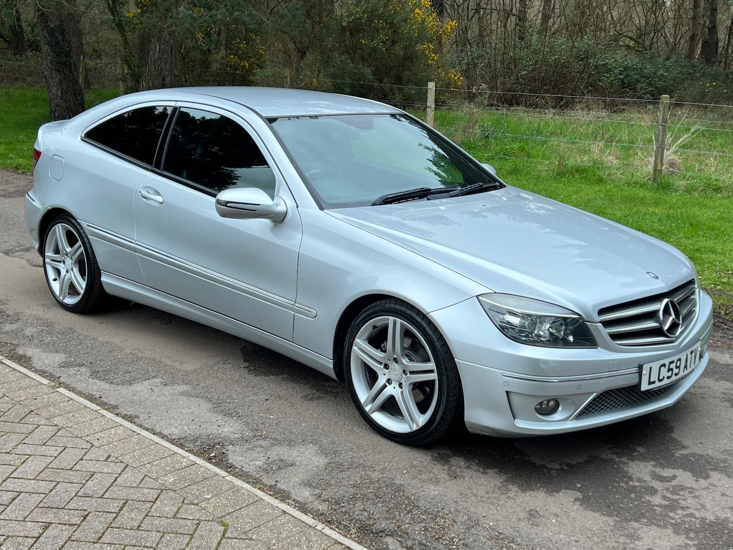 Used Mercedes-Benz CLC Class 2010 for sale - 77926059: Photo 18