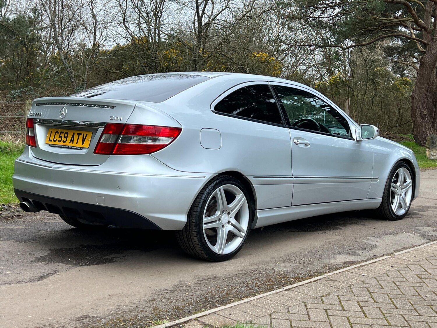 Used Mercedes-Benz CLC Class 2010 for sale - 77926059: Photo 20