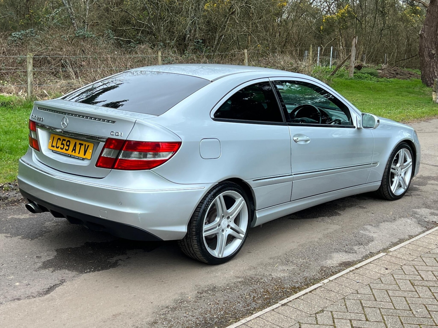 Used Mercedes-Benz CLC Class 2010 for sale - 77926059: Photo 5
