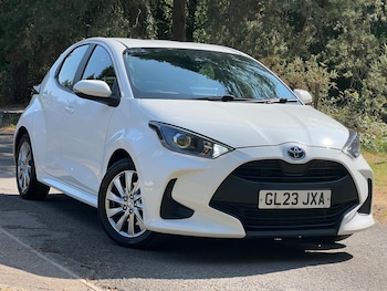 Used Toyota Yaris 2023 for sale - 79255819: Photo