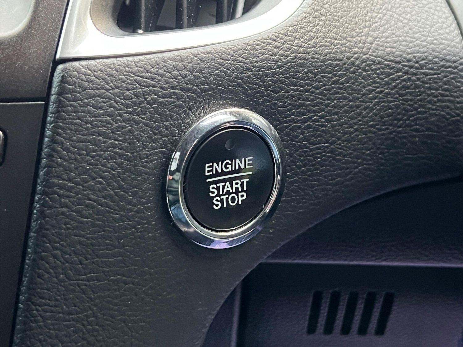 Used Ford S-Max 2016 for sale - 77696026: Photo 32