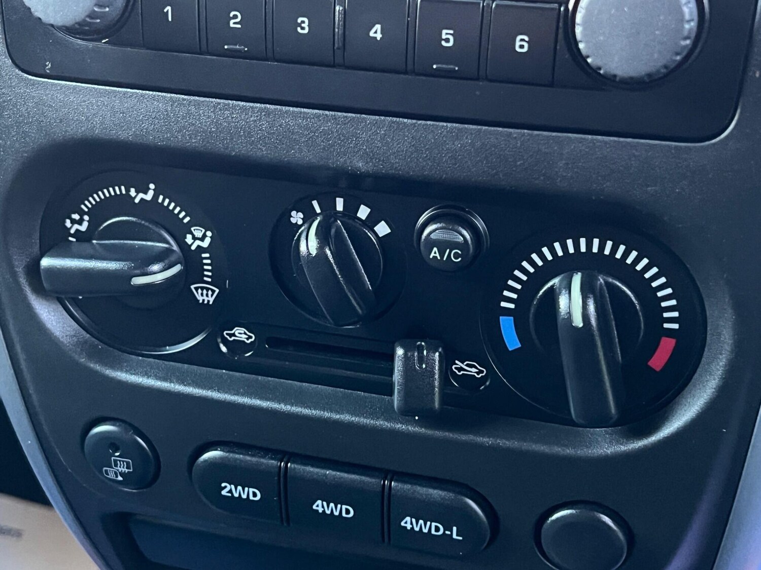 Used Suzuki Jimny 2009 for sale - 77427692: Photo 22