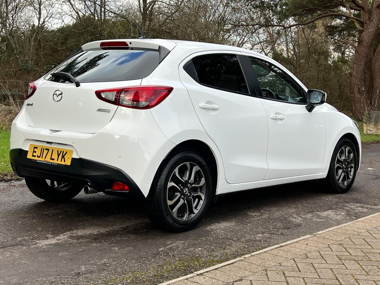 Used Mazda Mazda2 2017 for sale - 77427700: Photo 5