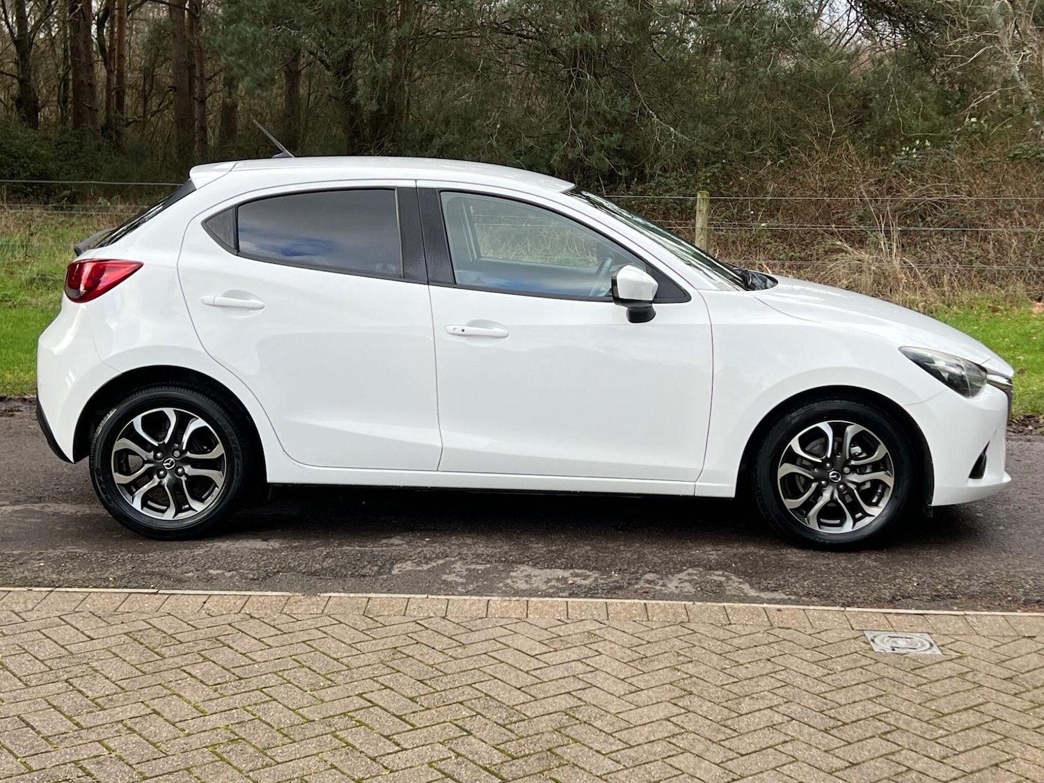 Used Mazda Mazda2 2017 for sale - 77427700: Photo 6