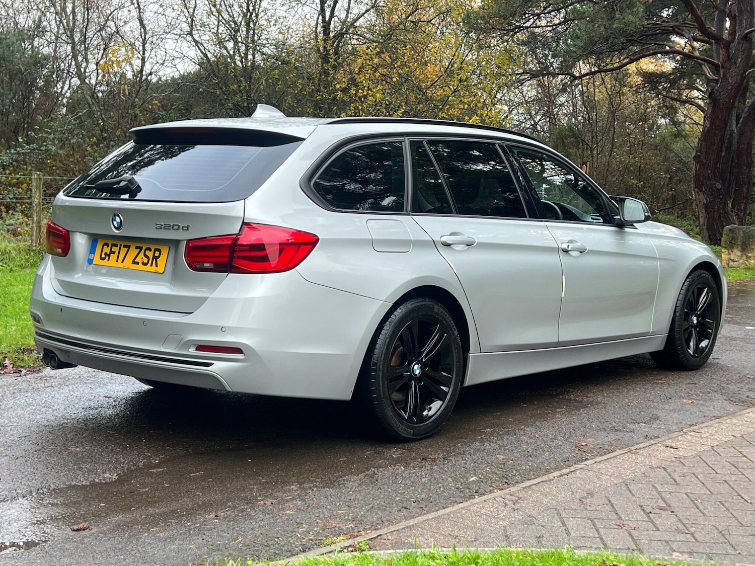 Used BMW 3 Series 2017 for sale - 76952771: Photo 3